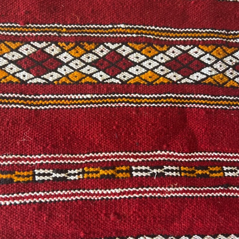 Moroccan Wool Rug handmade - Picture 3 of 6